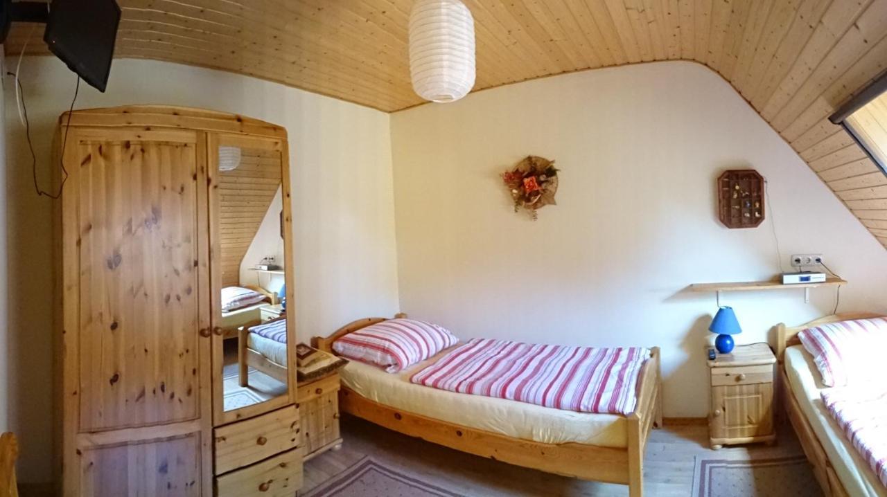 Ferienhaus Im Urigen Garten Bzw Eulenhaus Zingst Exteriér fotografie